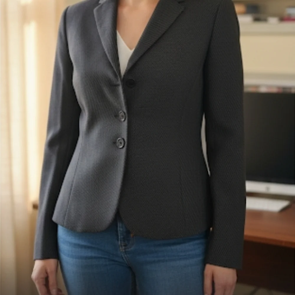 Ann Taylor Black Blazer, 2P, GUC. ✔️